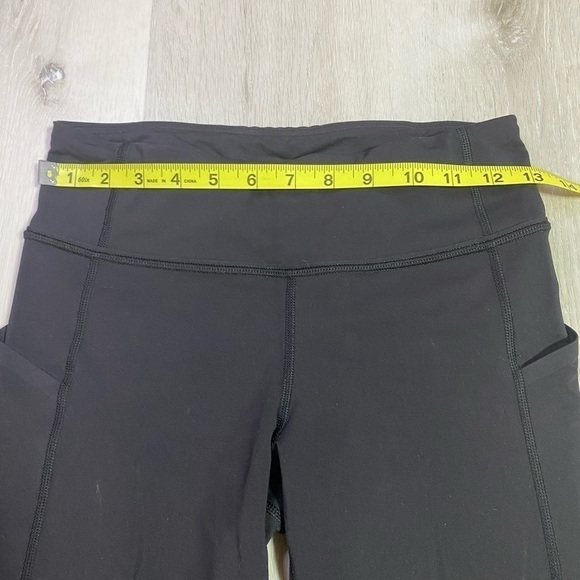 Lululemon Cropped Black Leggings With Sheer Panels, Size 4 - Picture 8 of 10